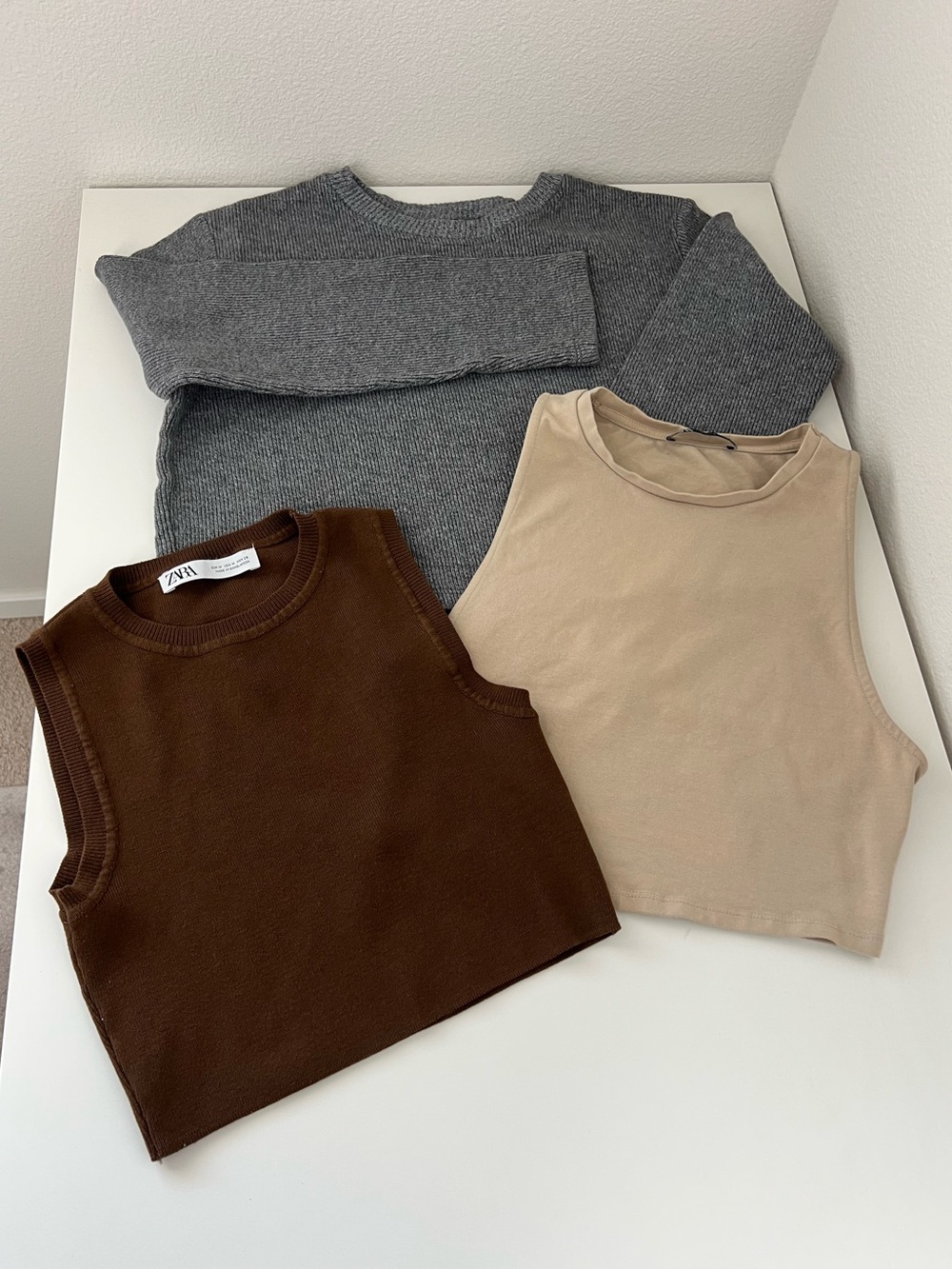 Zara Neutral Capsule Bundle Brown Knit Tank Beige Crop Gray Ribbed Top Size M
